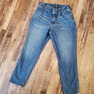 Hollister hi-rise Mom jeans